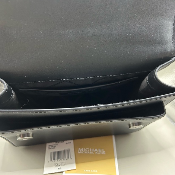MICHAEL Michael Kors Heather Large Leather Shoulder Bag-Black w/Silver Hardware - Picture 9 of 13
